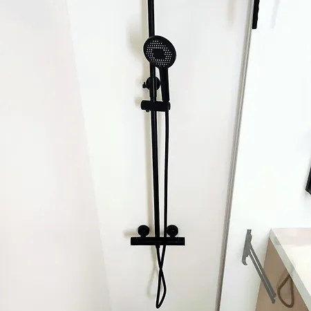 Arena Home, Chic & Sea View Apartament *