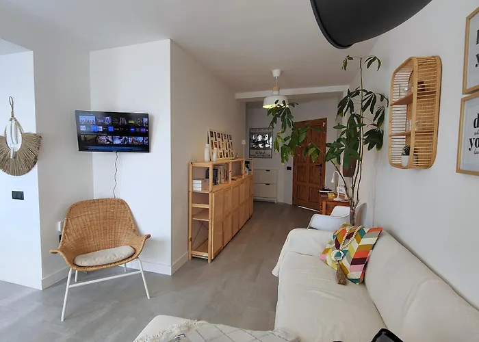 Arena Home, Chic & Sea View * Κοραλέχο