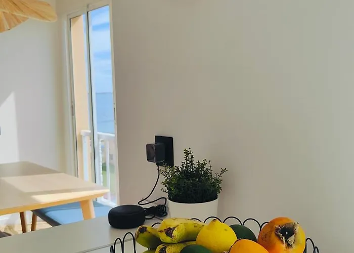 Arena Home, Chic & Sea View Διαμέρισμα *